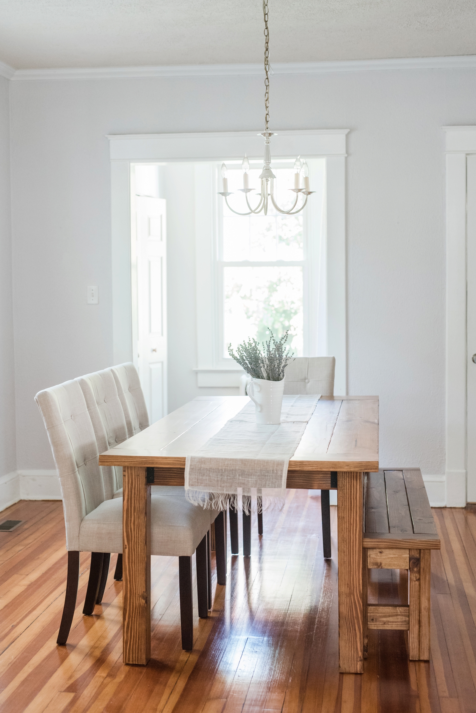 diy-farmhouse-table-ana-white-southern-nuetral-dining-room-photo_6407.jpg