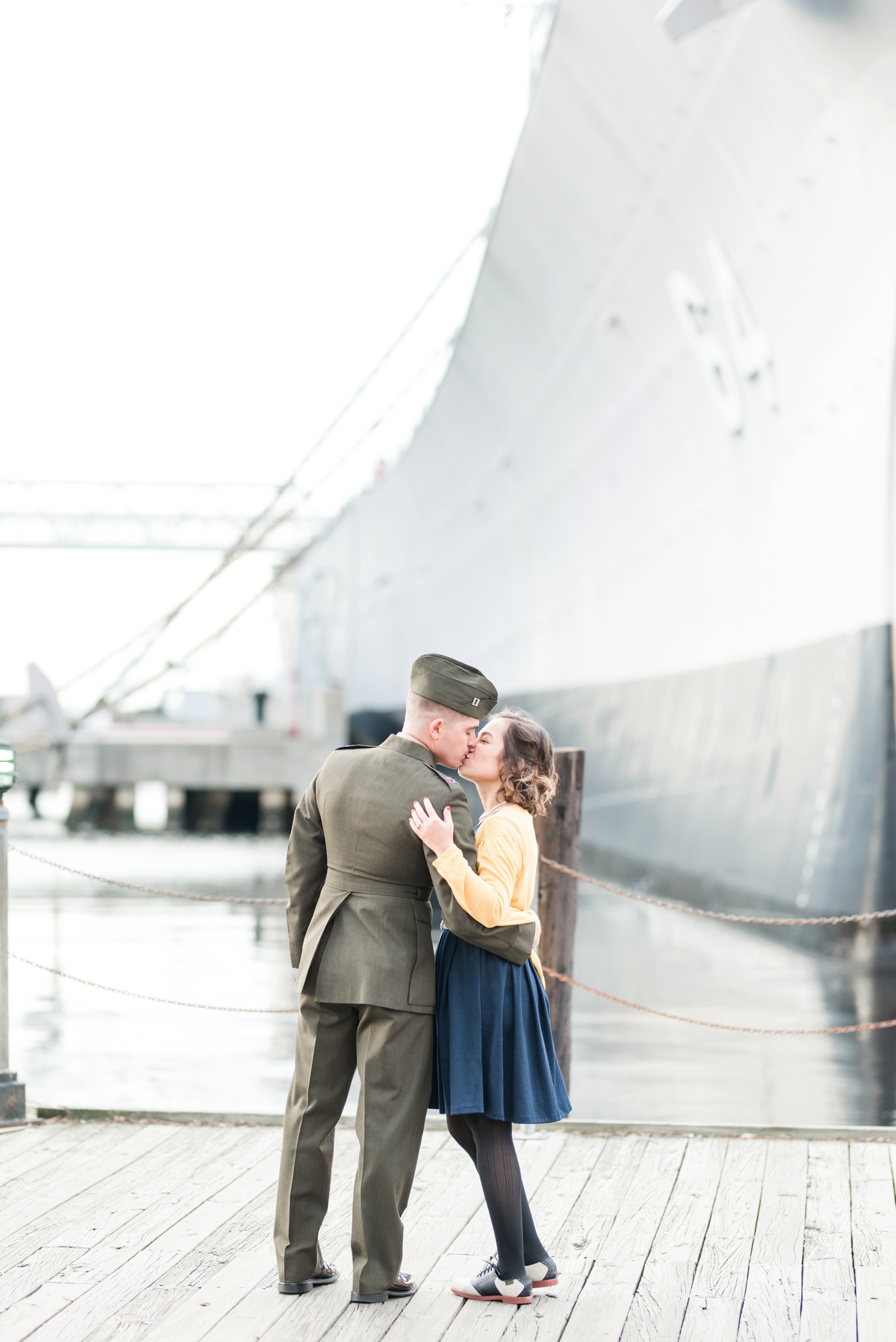 downtown-norfolk-winter-engagement-session-photo_7244.jpg