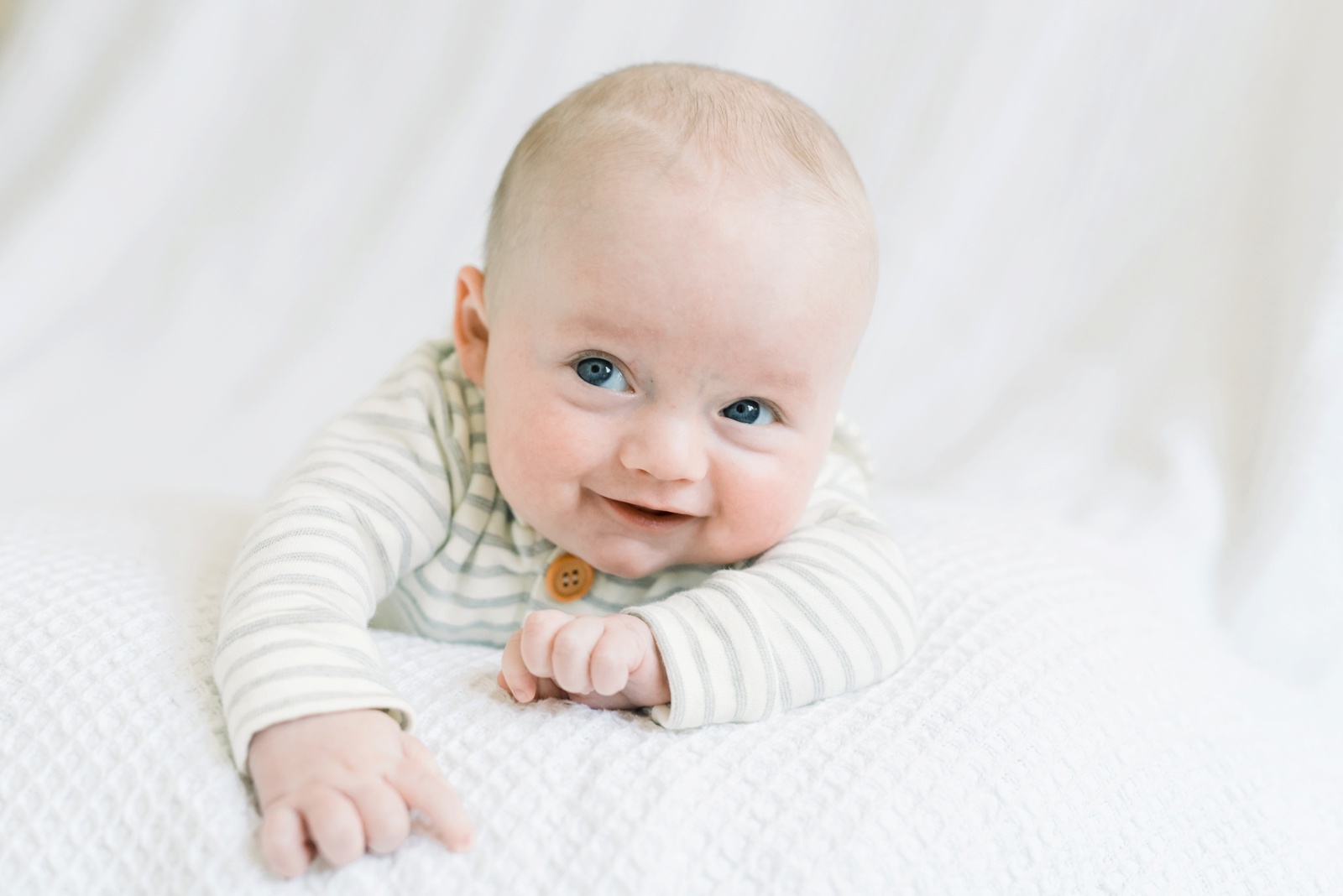 sweet-baby-james-allen-4-and-5-months-old-photo_7539.jpg