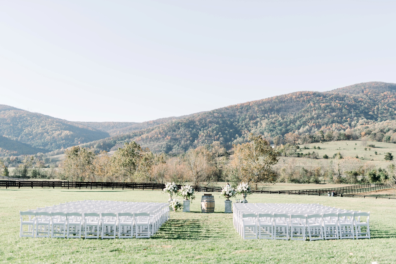 king-family-vineyards-charlottesville-virginia-fall-wedding-photo_9125.jpg