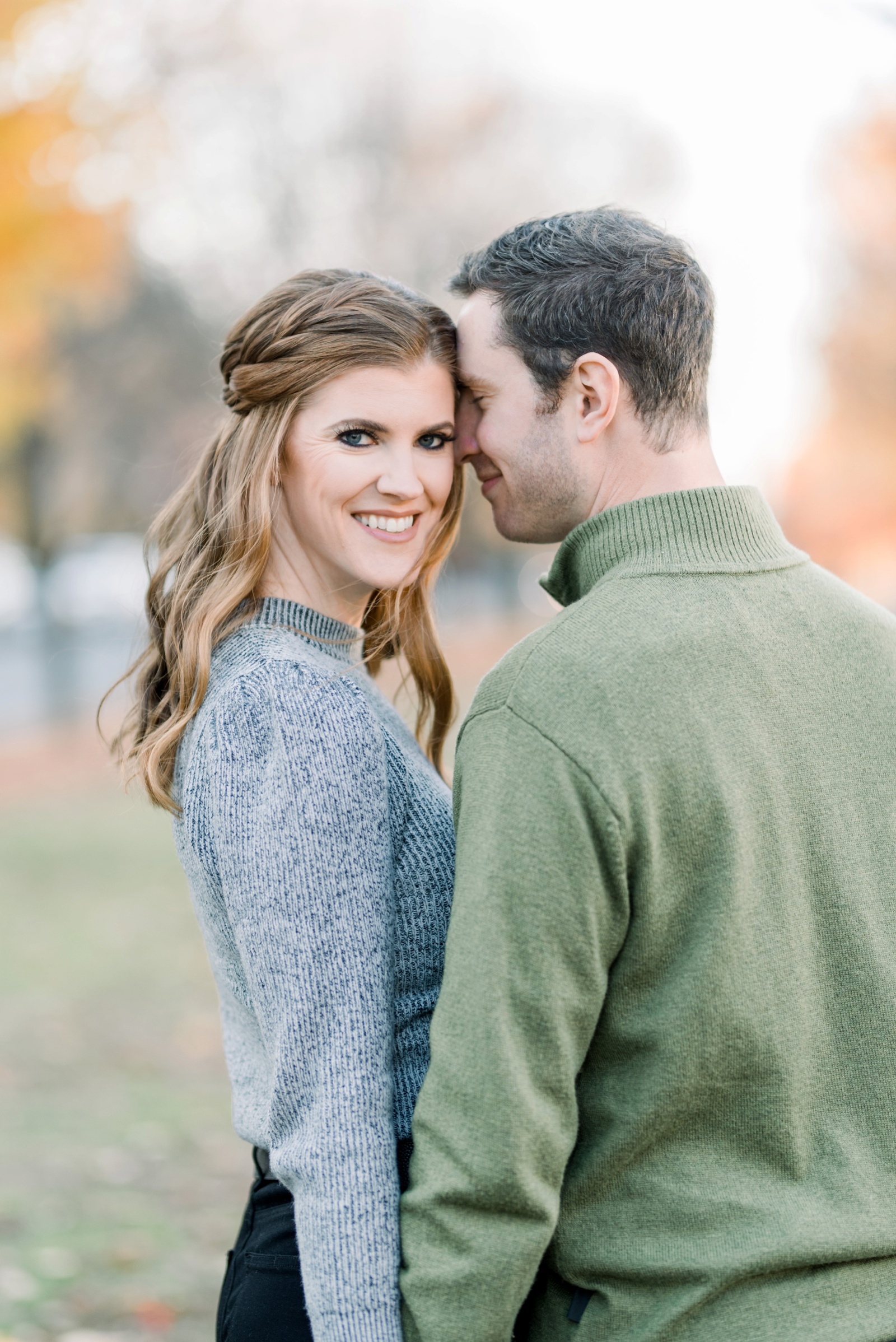 richmond-virginia-monument-avenue-state-capitol-fall-engagement-session-photo_9205.jpg