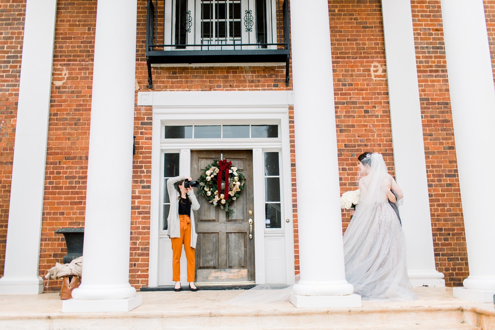 Virginia-wedding-photographer-behind-the-scenes-photo_0180.jpg