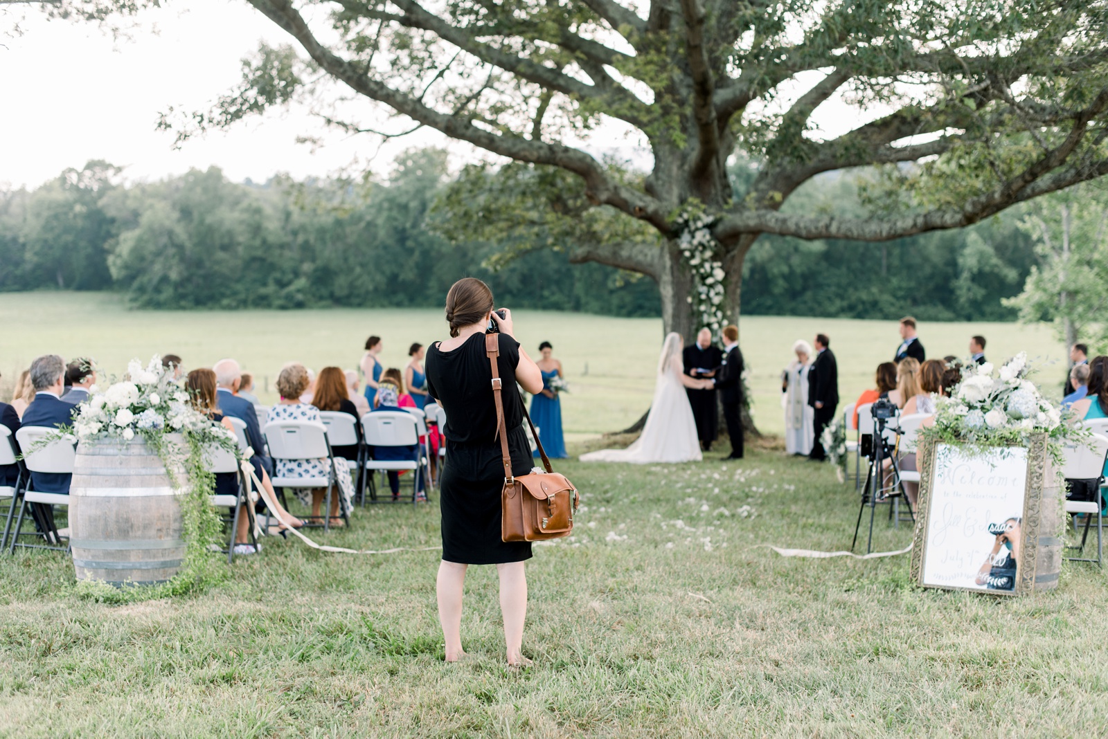 Virginia-wedding-photographer-behind-the-scenes-photo_0212.jpg