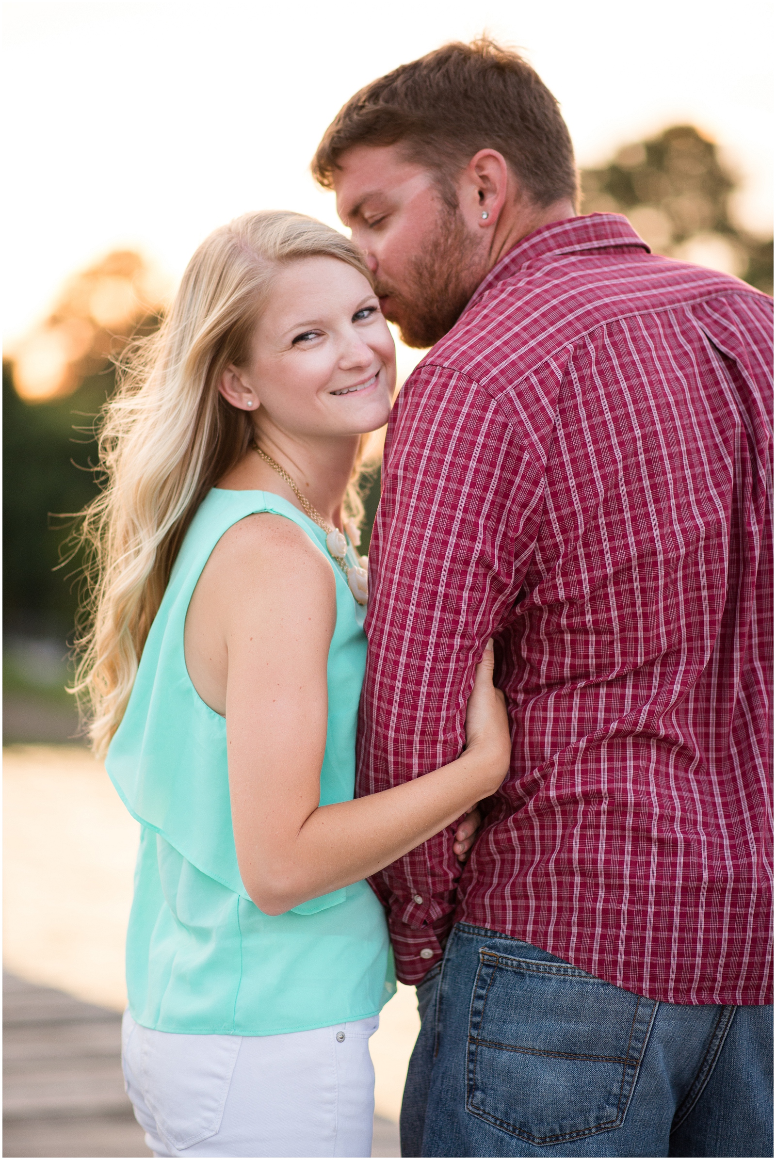 dare yorktown beach hogge silver lab puppy engagement pictures