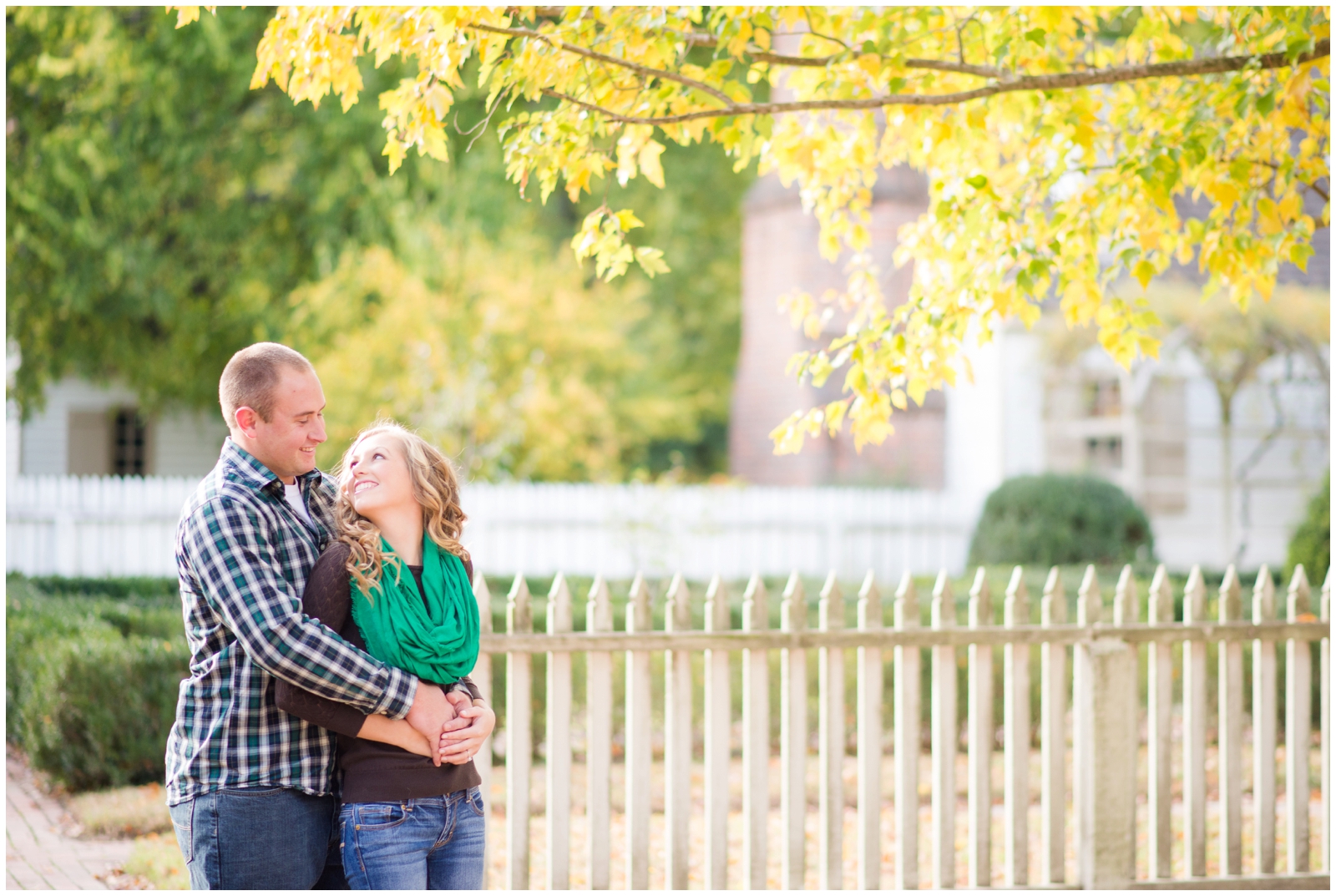 autumn fall leaves colonial williamsburg governor's palace engagement session