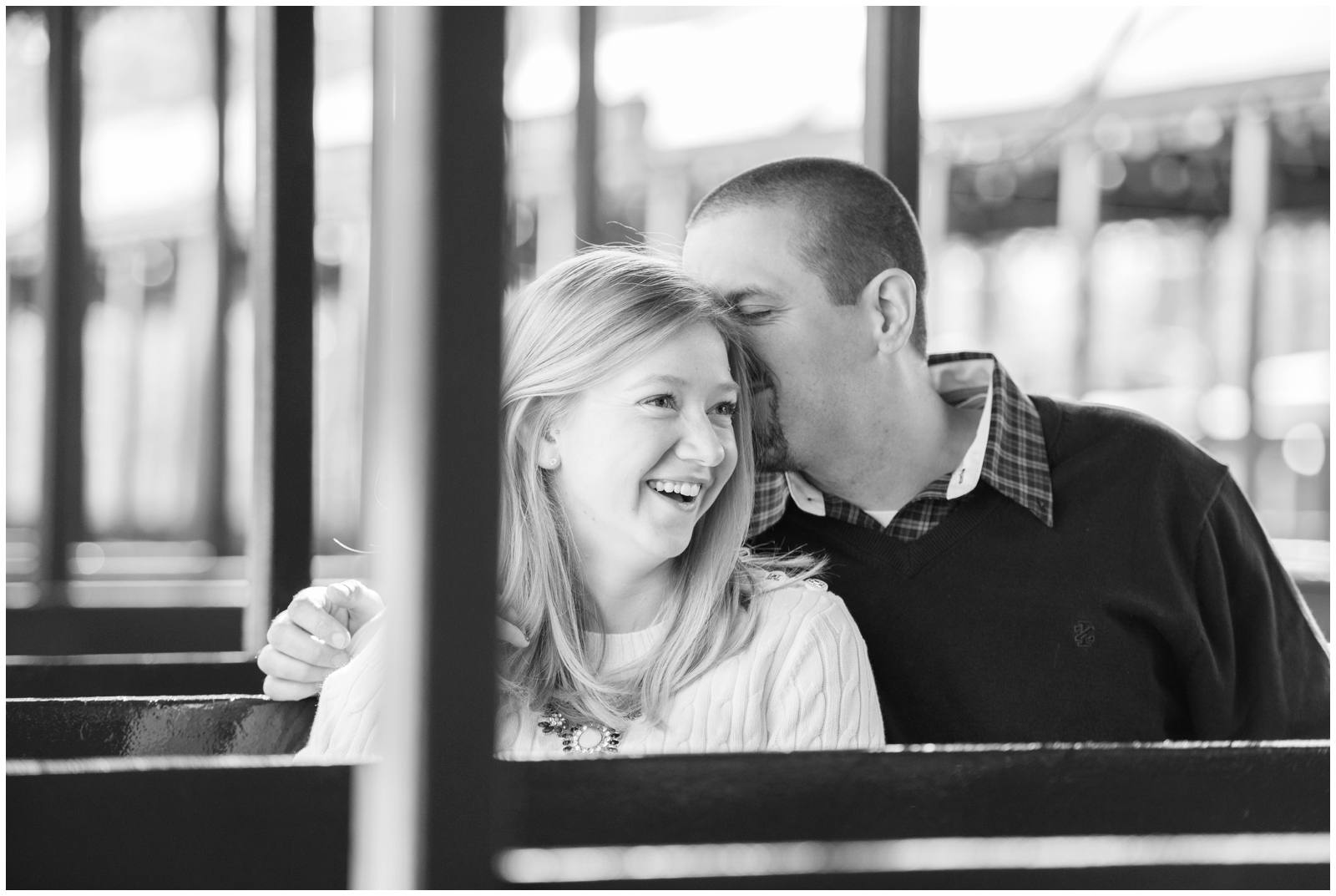 busch gardens williamsburg christmastown virginia engagement pictures