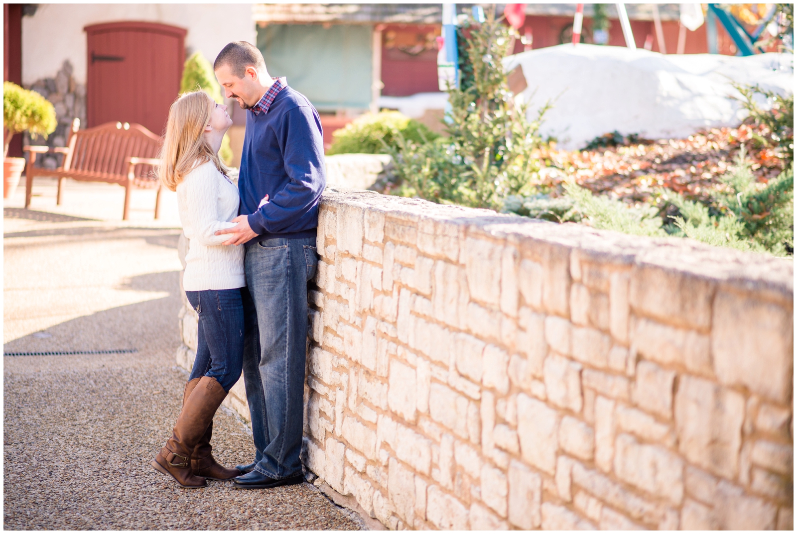 busch gardens williamsburg christmastown virginia engagement pictures