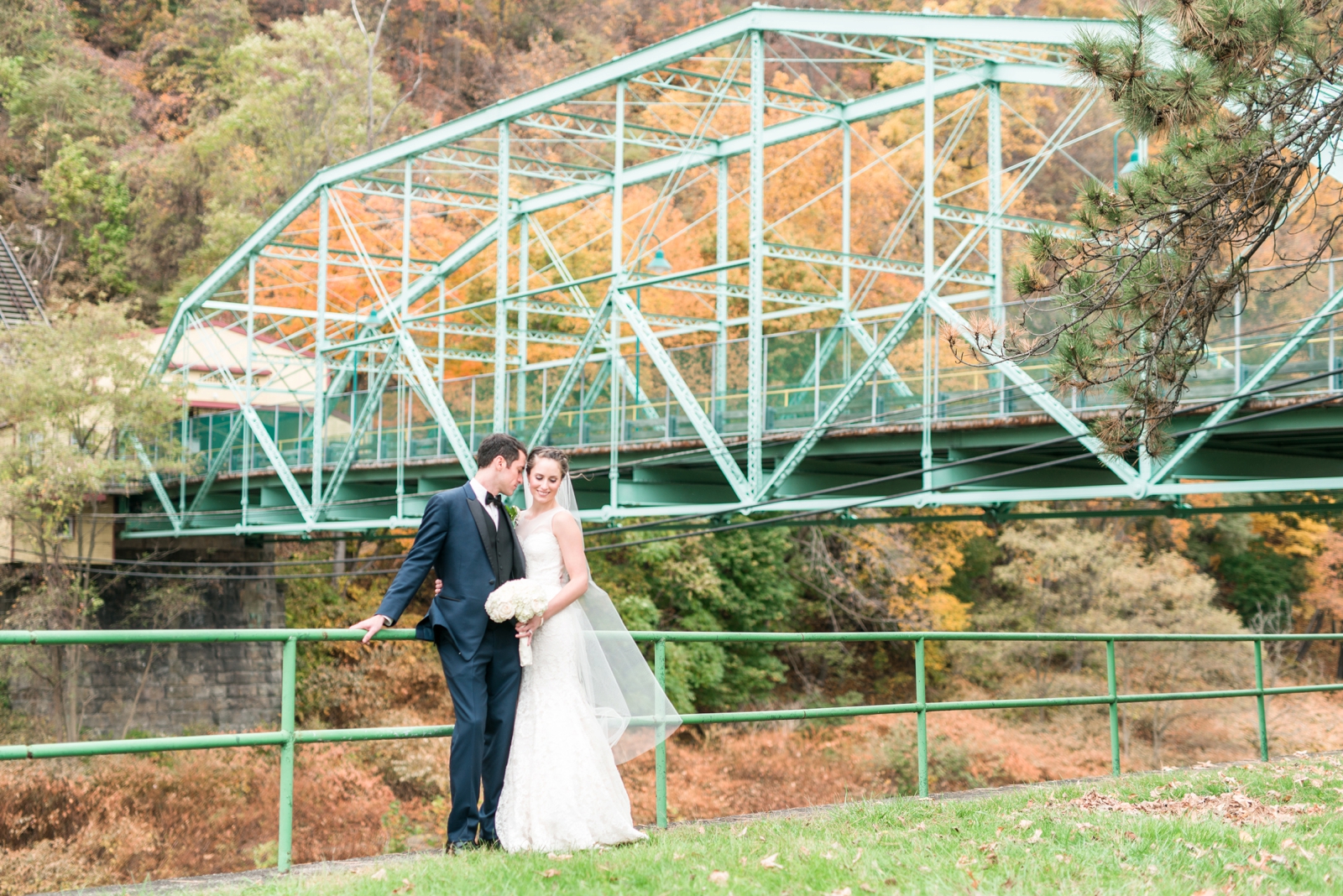 fall johnstown pennsylvania wedding sunnehanna country club