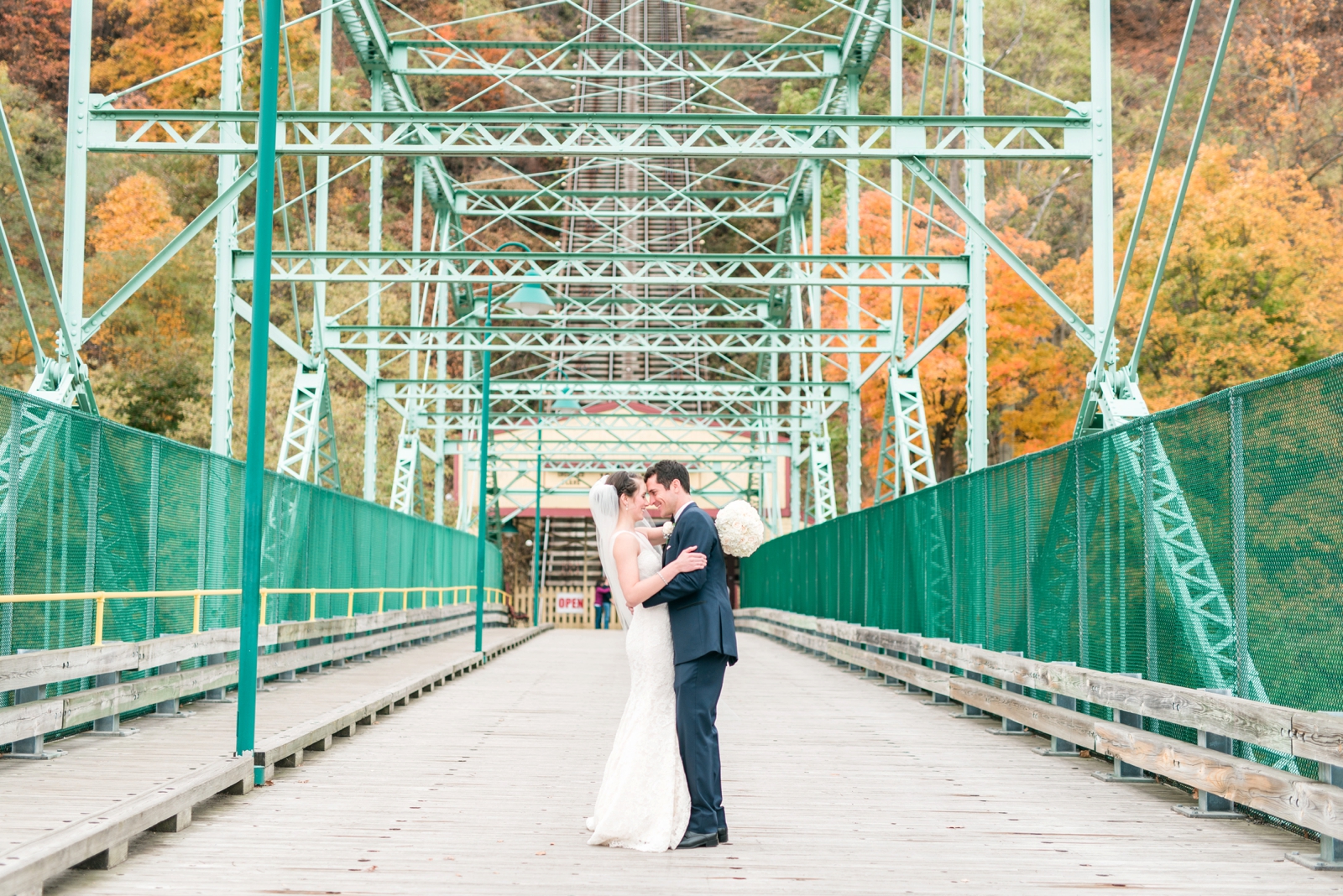 fall johnstown pennsylvania wedding sunnehanna country club