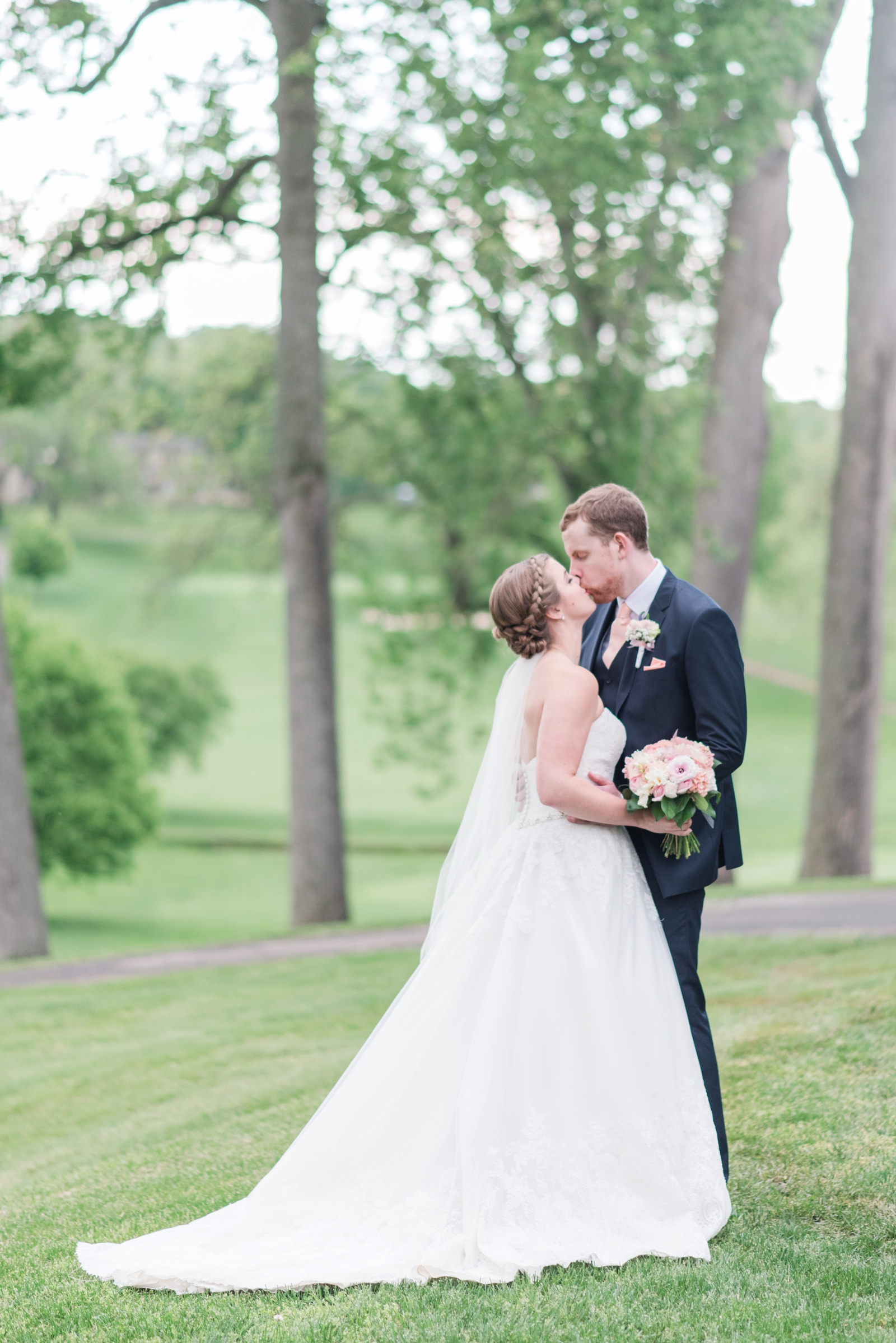 fauquier springs country club warrenton virginia navy and peach spring wedding 