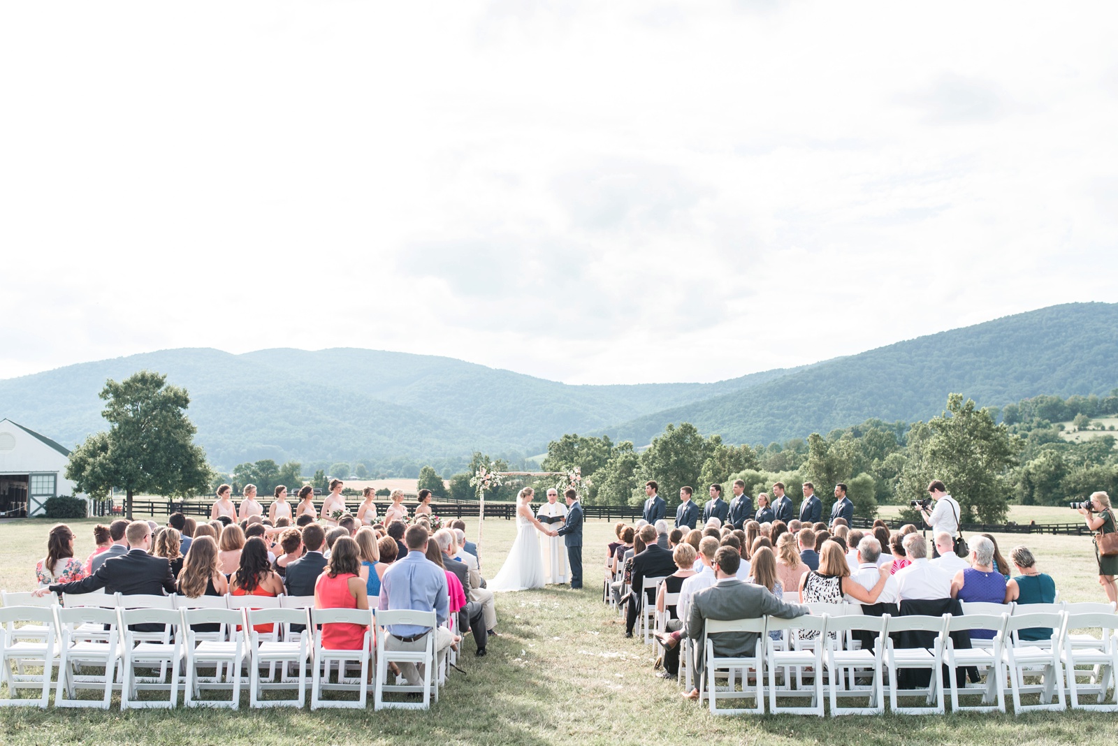 king-family-vineyard-charlottesville-virginia-blush-wedding-photo_1012.jpg