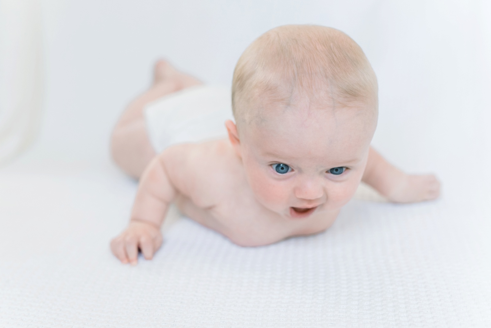 sweet-baby-james-allen-4-and-5-months-old-photo_7614.jpg